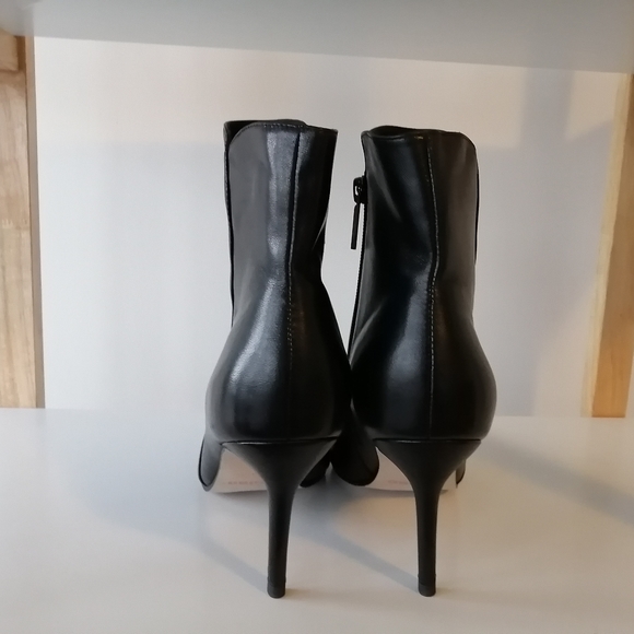 VITA Boots - Picture 6 of 7